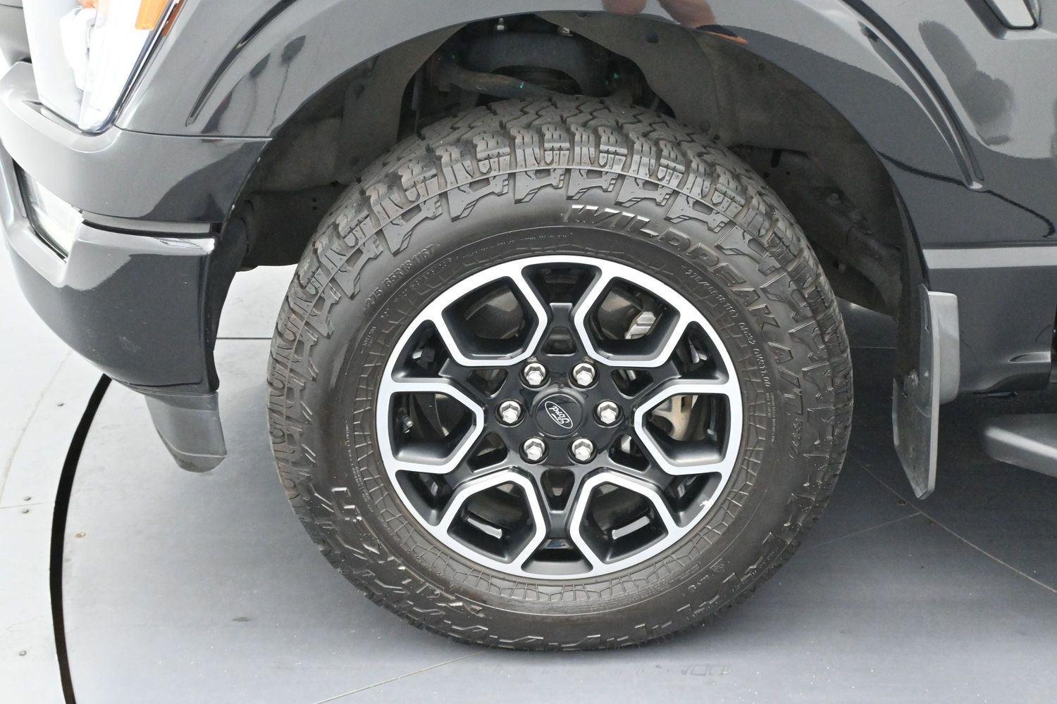 Used 2022 Agate Black Ford XLT image 40