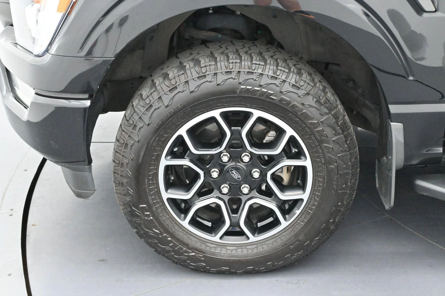 Used 2022 Agate Black Ford XLT image 40