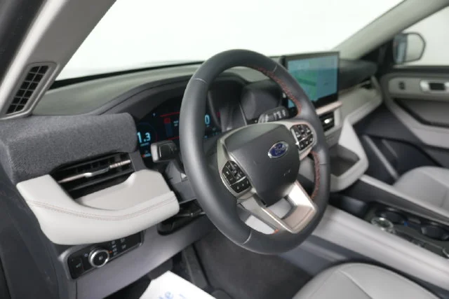 New 2026 Vapor Blue Metallic Ford Active image 23