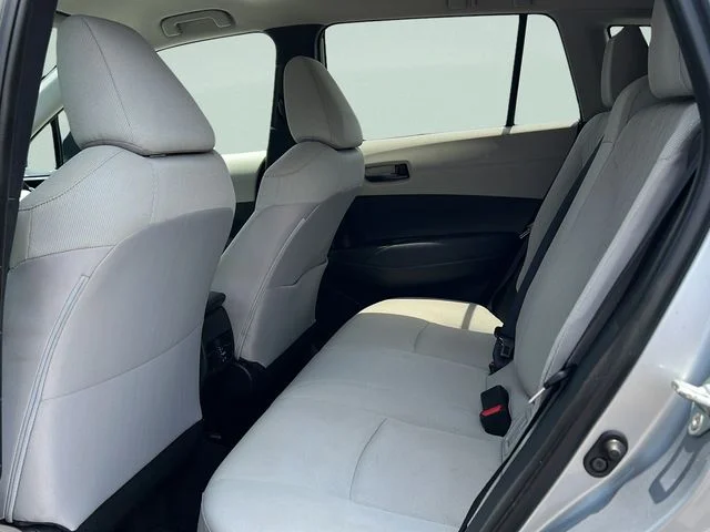 Used 2022 Silver Toyota LE image 10