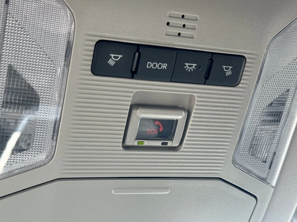 Used 2025 Silver Toyota XLE image 31