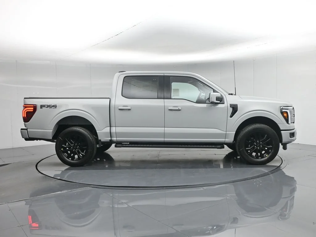 New 2026 White Ford Lariat image 33