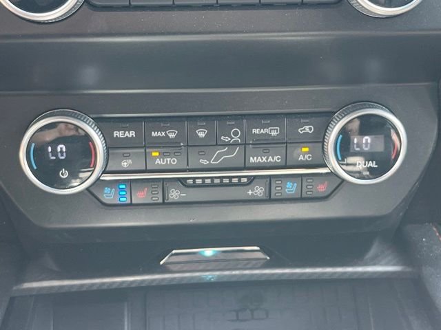 Used 2021 Black Metallic Ford Limited image 19