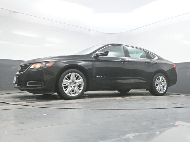 Used 2017 Black Chevrolet LS image 31