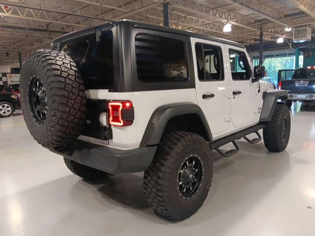 Used 2019 Bright White Clearcoat Jeep Unlimited Sport S image 6