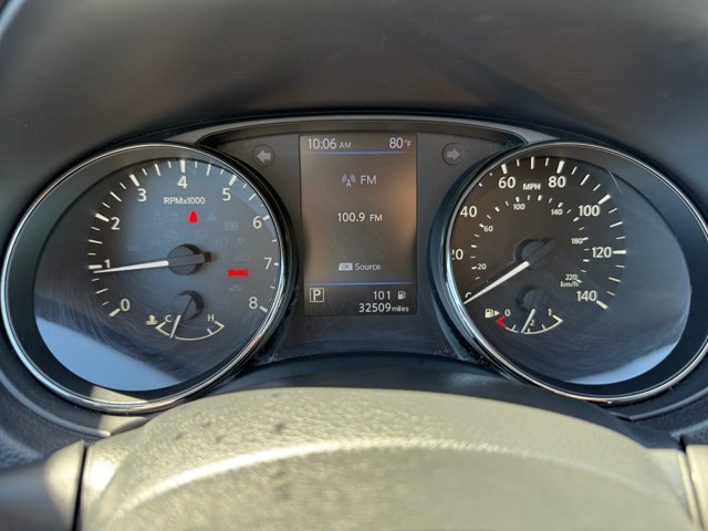 Used 2020 Magnetic Black Pearl Nissan S image 11