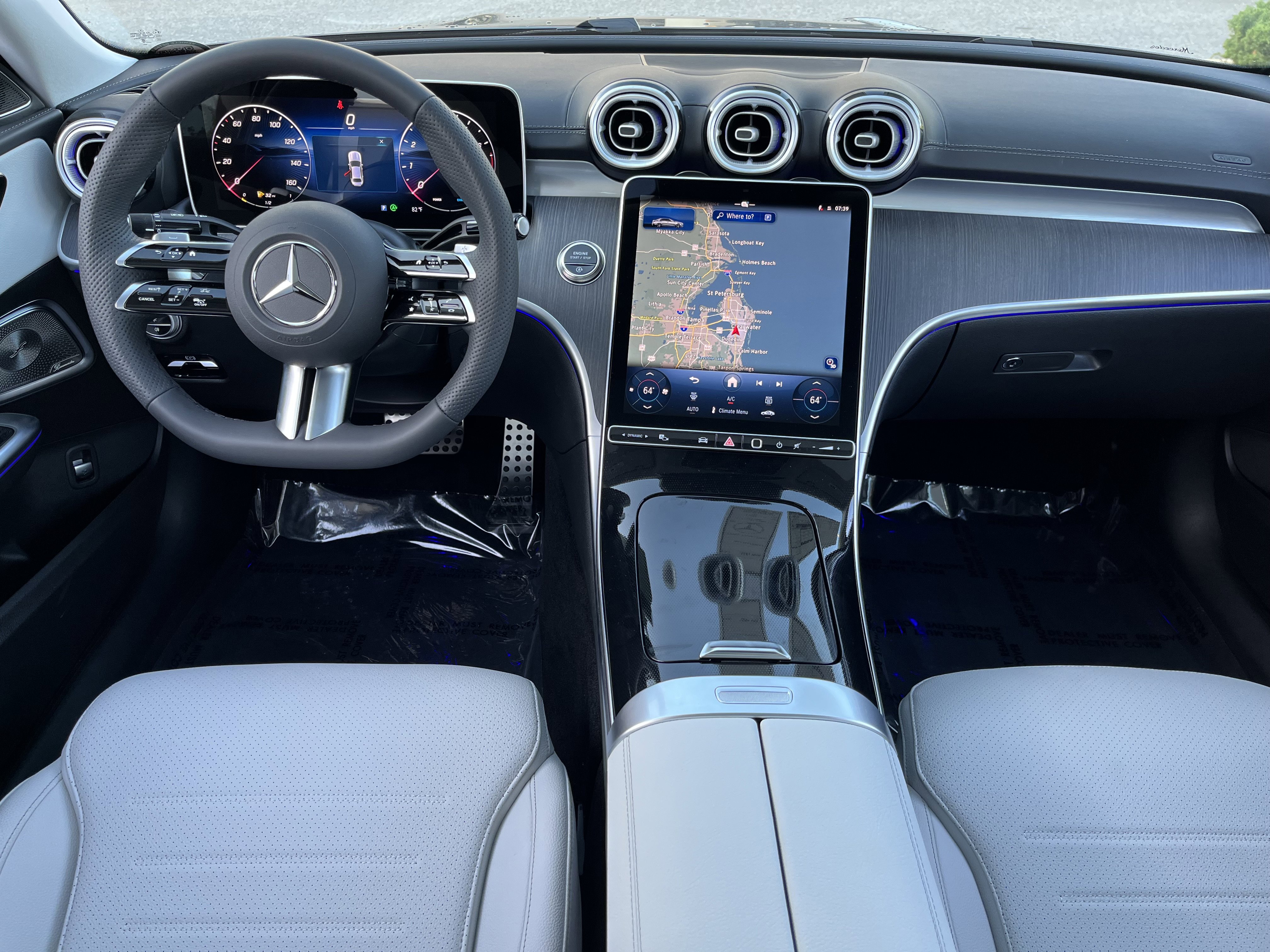 New 2026 Selenite Grey Metallic Mercedes-Benz C 300 image 18