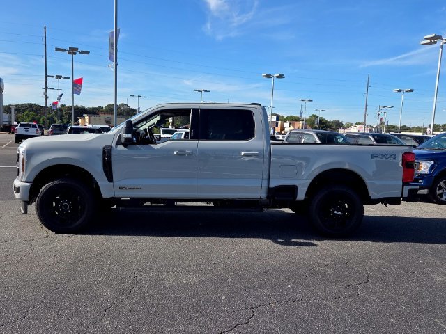 New 2026 Avalanche Ford Lariat image 4
