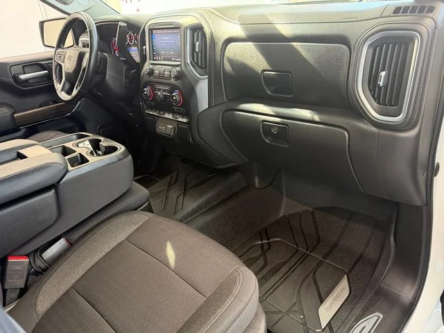 Used 2021 White Chevrolet RST image 19