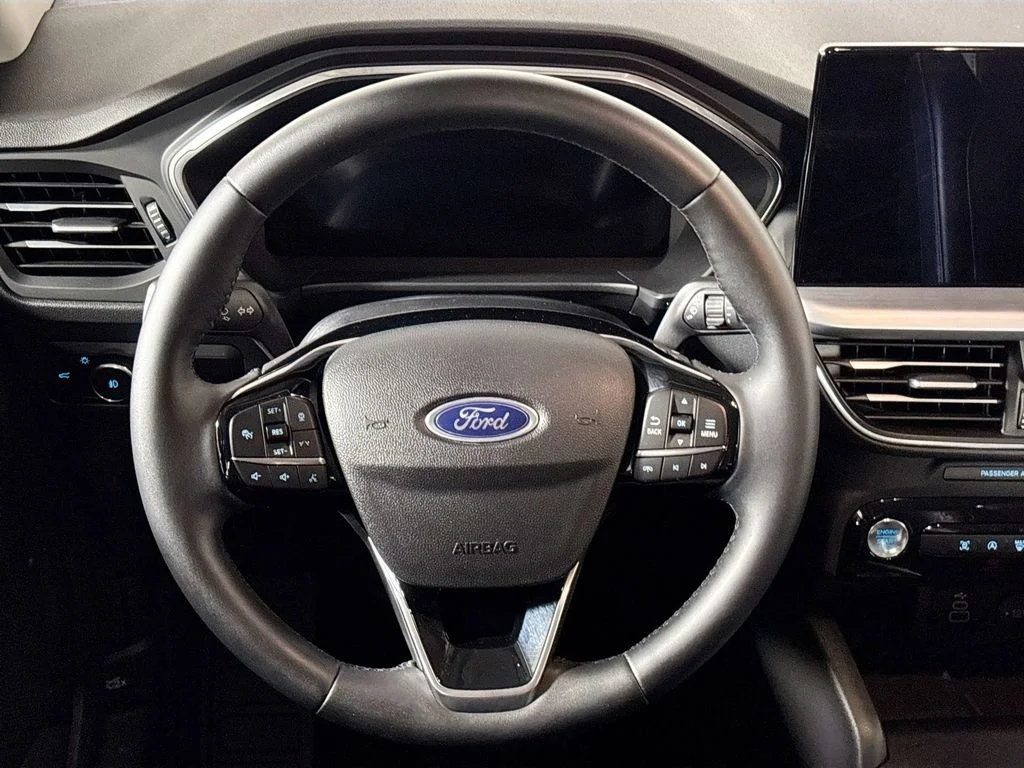 Used 2025 Black Ford Platinum image 13