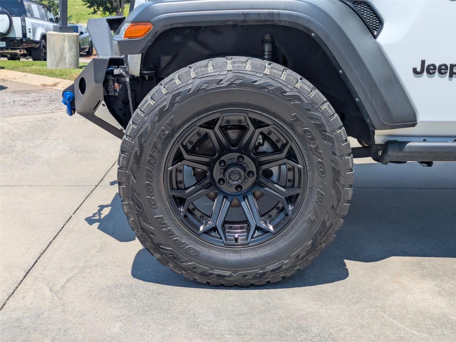 Used 2021 Bright White Clearcoat Jeep Unlimited Sport S image 10