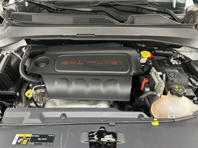 Used 2022 White Jeep Limited image 22