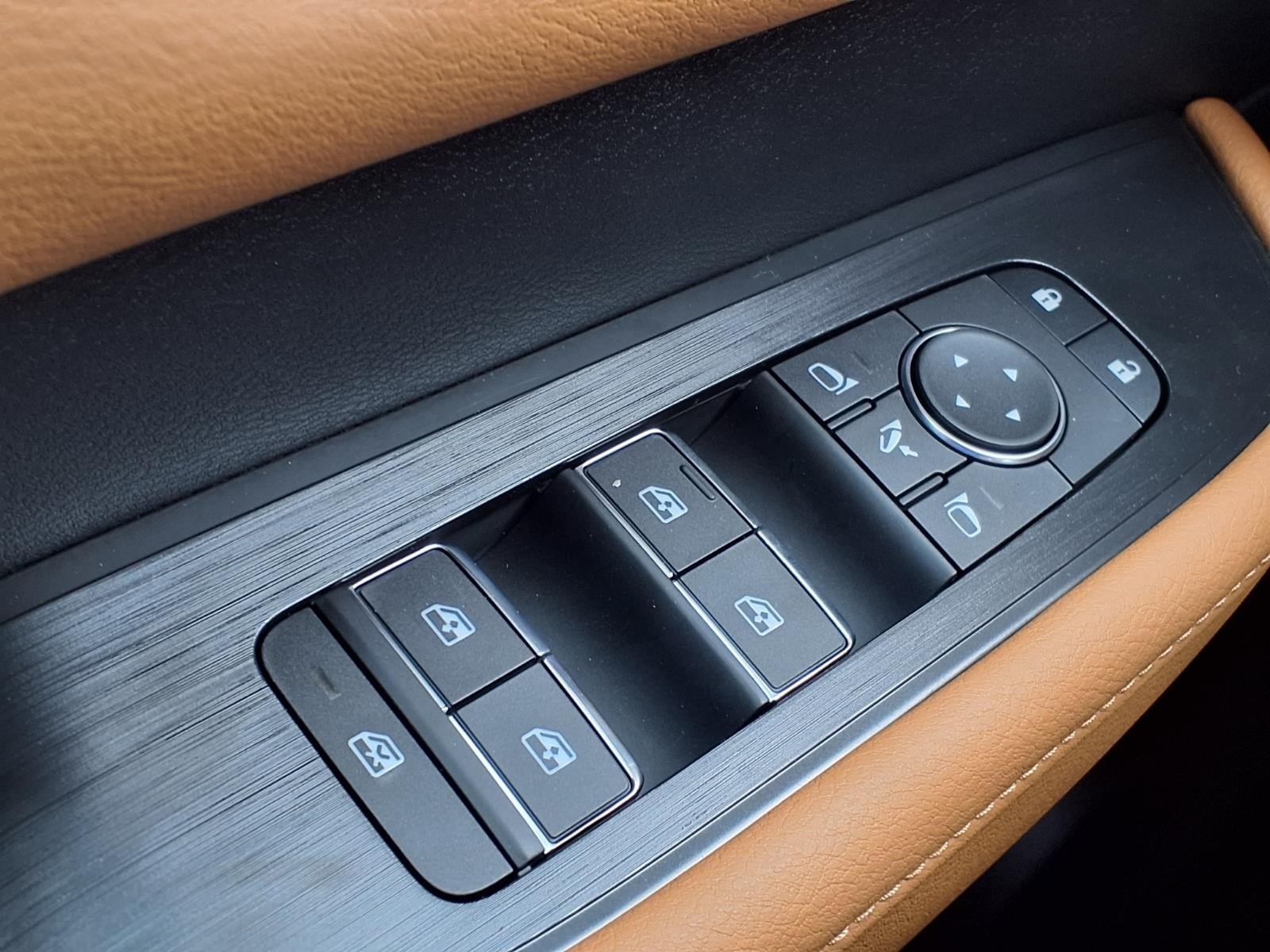 2026 Nissan Armada SL Silver at Robbins Nissan