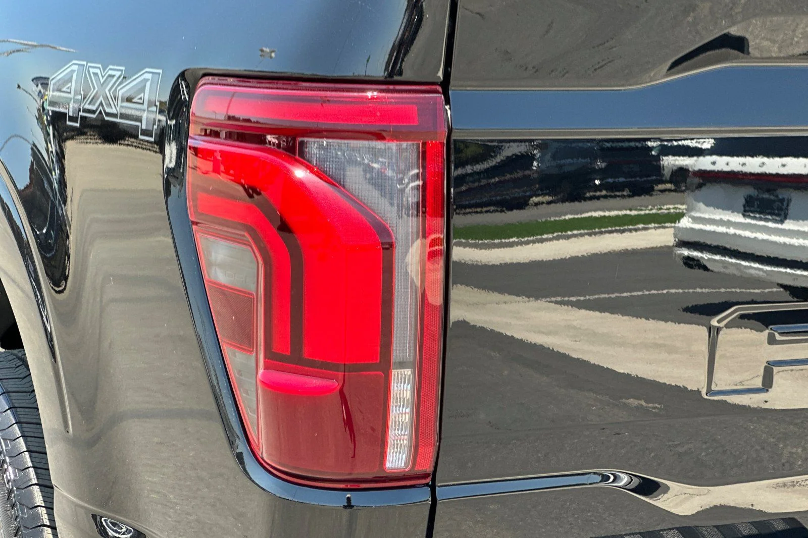 New 2026 Agate Black Metallic Ford Lariat® image 25