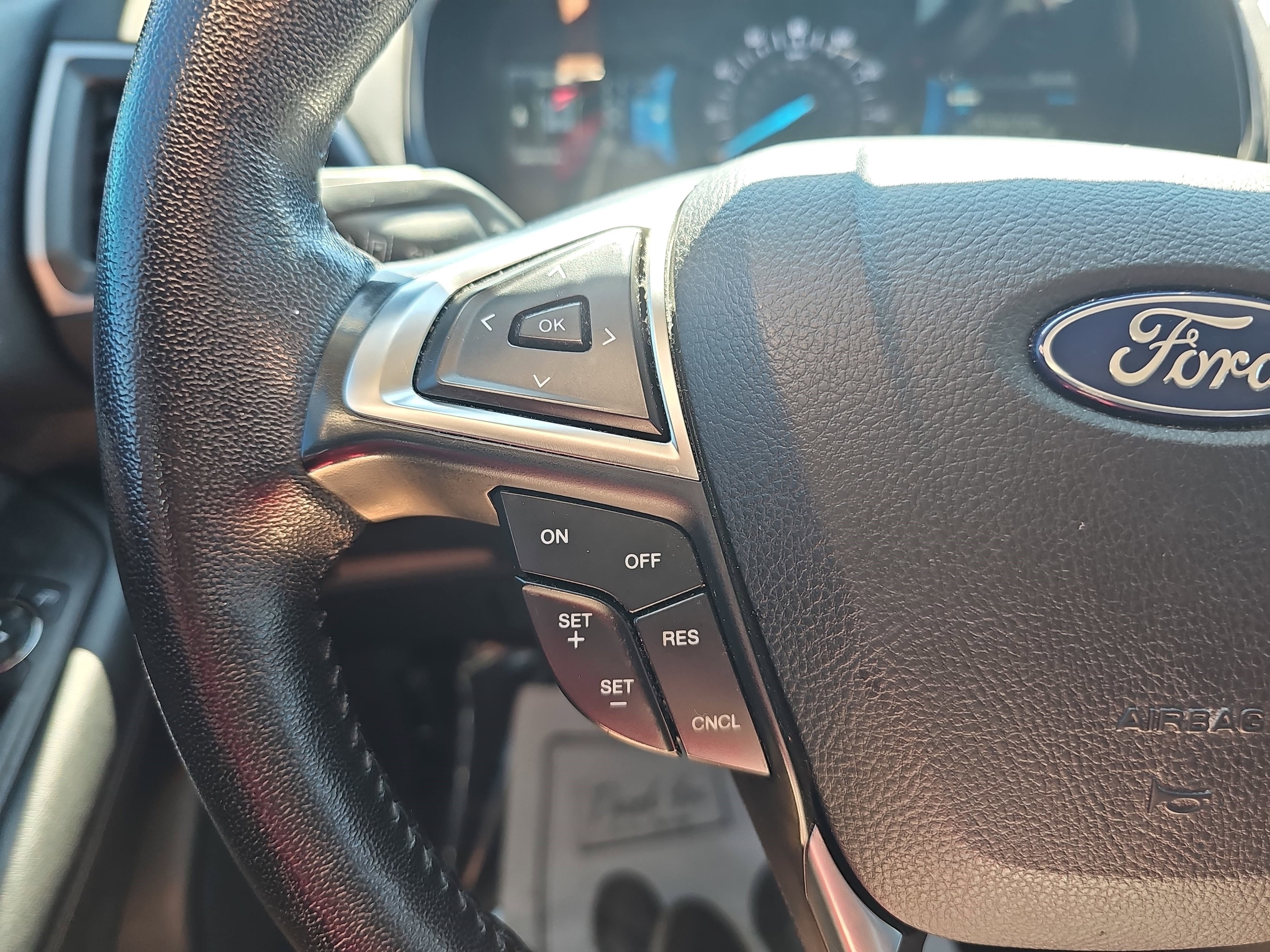 Used 2022 Black Metallic Ford SEL image 13