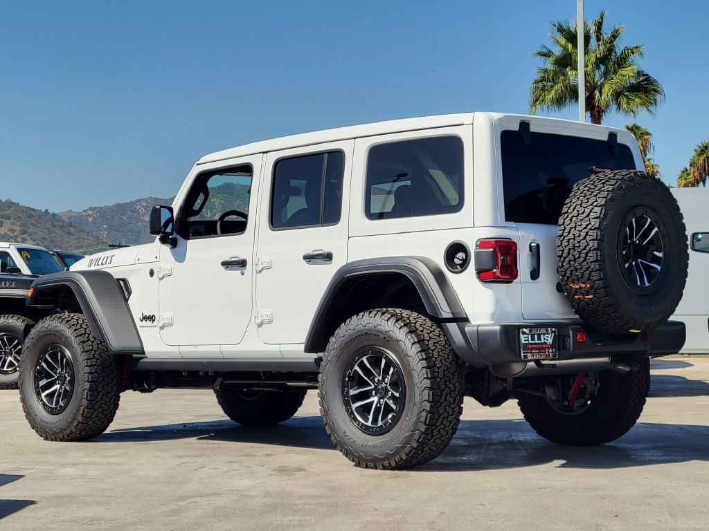 2027 Jeep Wrangler 4-Door photo 2