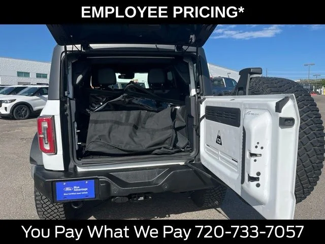 Used 2021 White Ford Wildtrak image 22