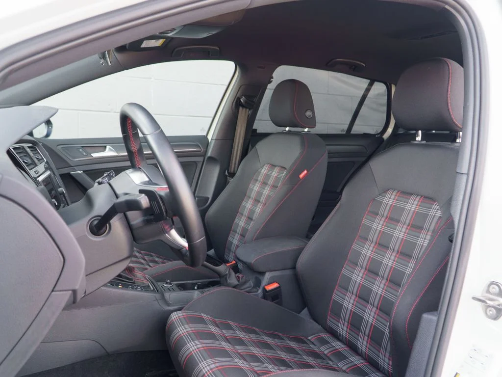 Used 2019 White Volkswagen 2.0T Rabbit Edition image 5