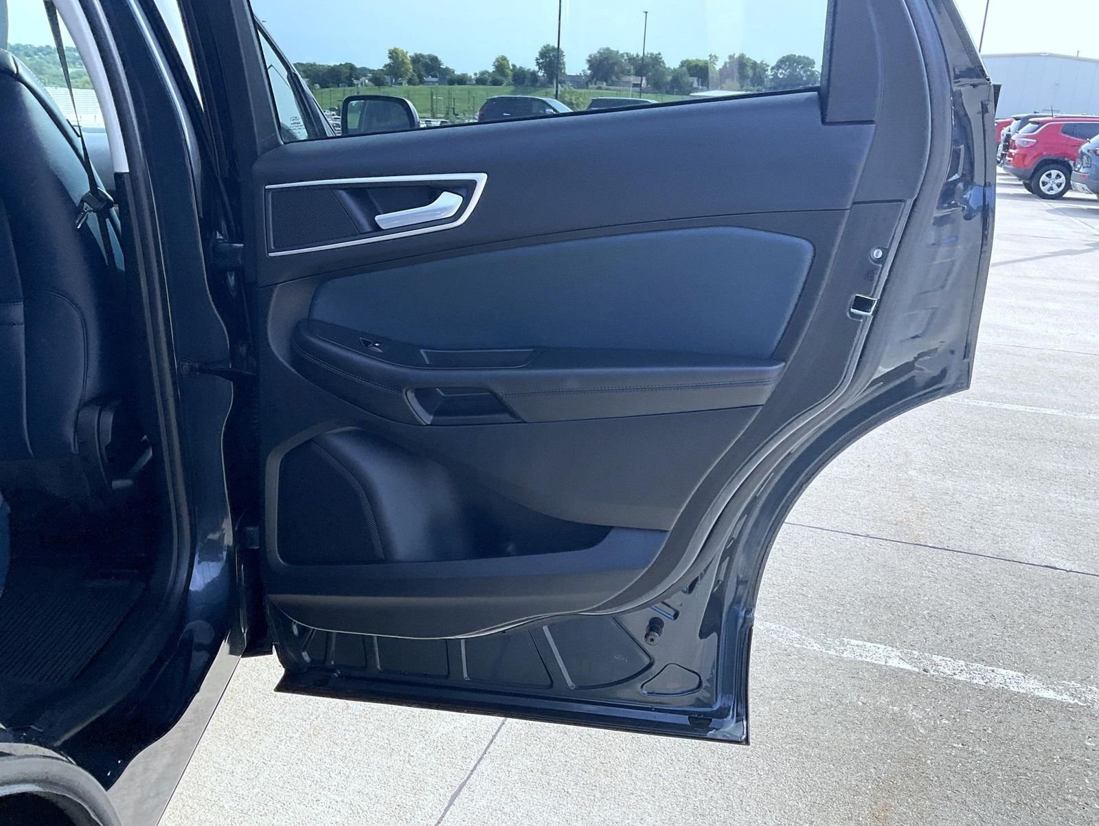 Used 2024 Blue Ford SEL image 21