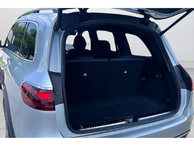 Used 2025 Silver Mercedes-Benz GLS 450 image 29