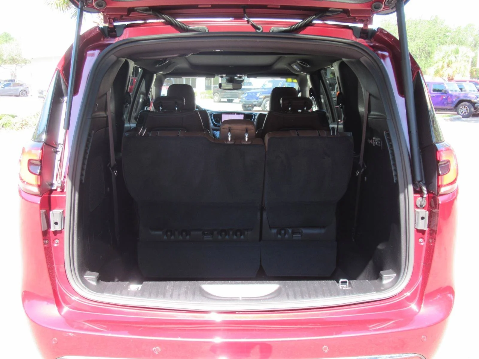 Certified Used 2021 Red Chrysler Limited image 41