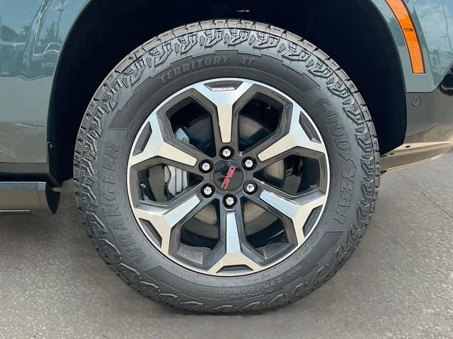 2026 GMC Yukon XL AT4 Ultimate - Photo 19