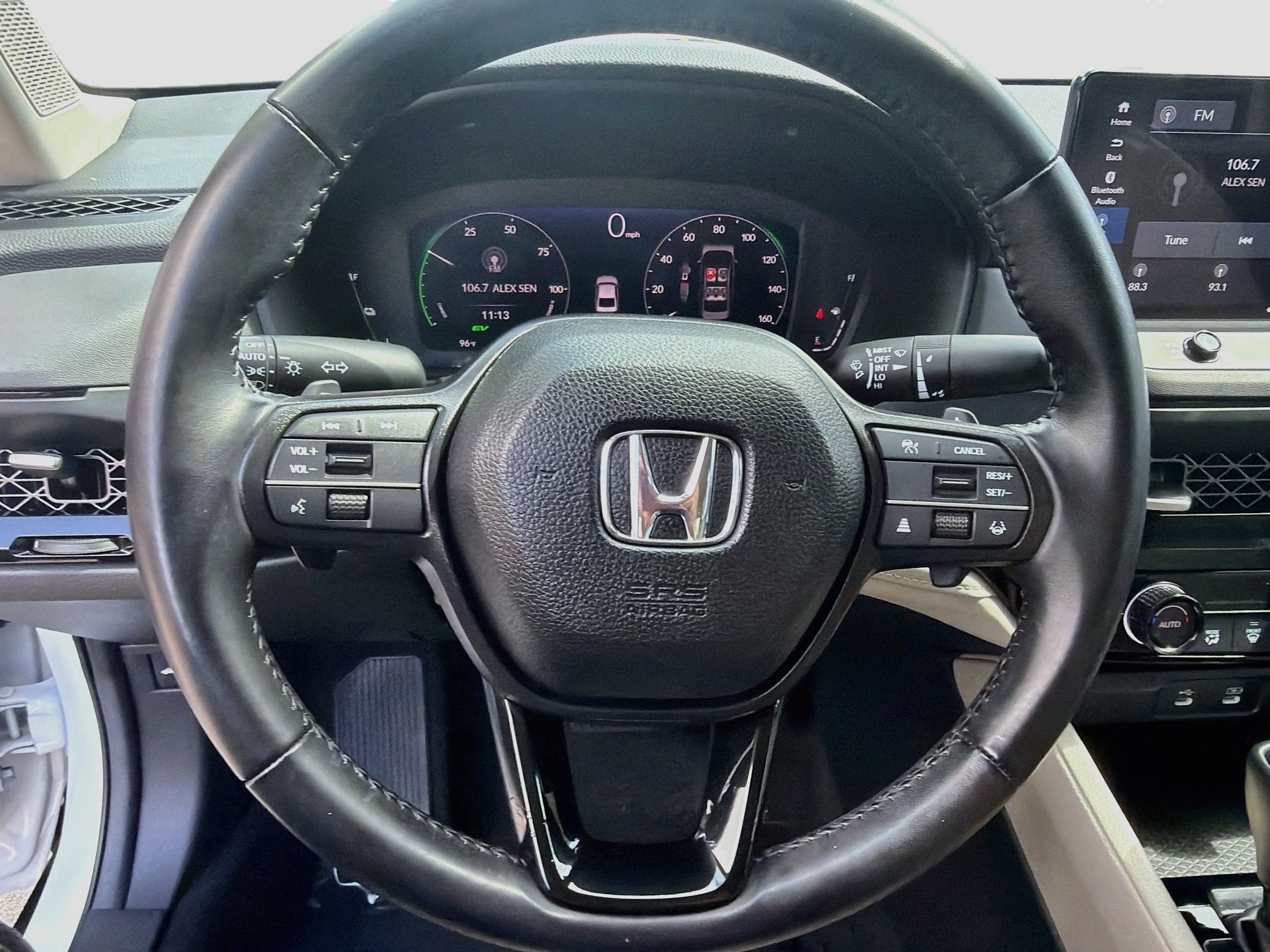 2024 Honda Accord Hybrid EX-L - Photo 10
