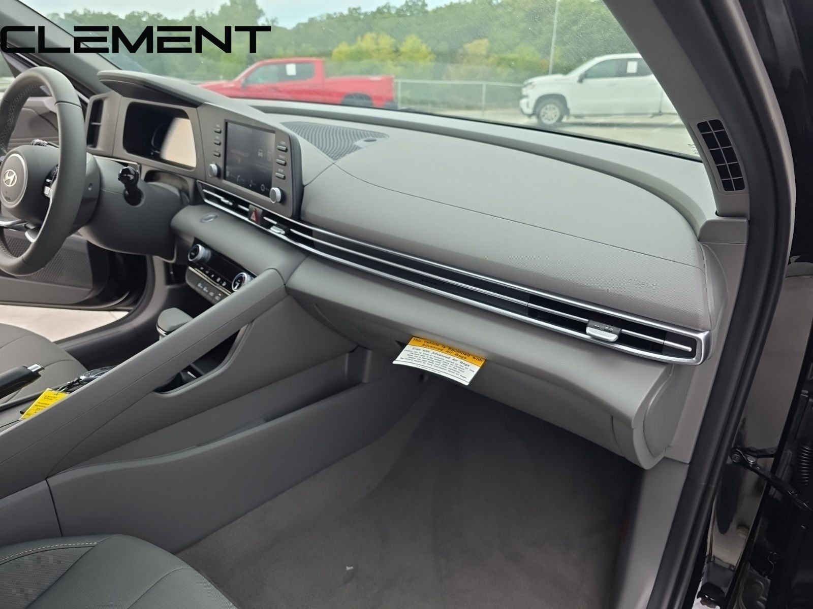 2025 Hyundai Elantra SEL - Photo 36