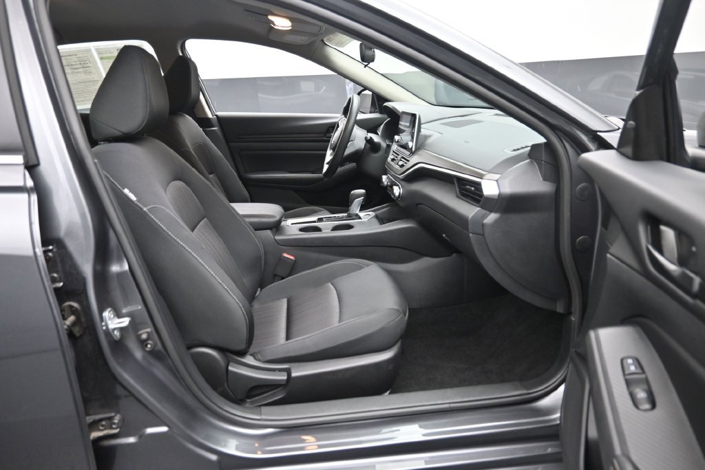 Used 2026 Gray Nissan 2.5 SV image 9