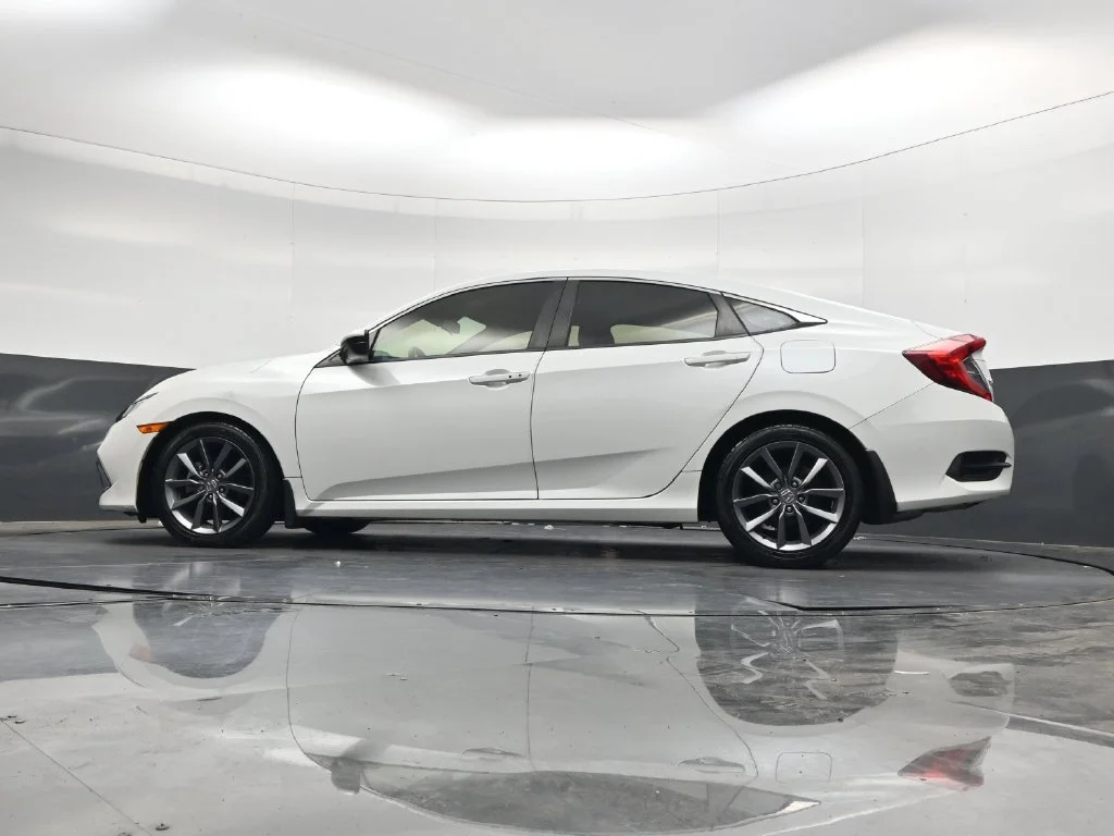 Used 2019  Honda EX image 30