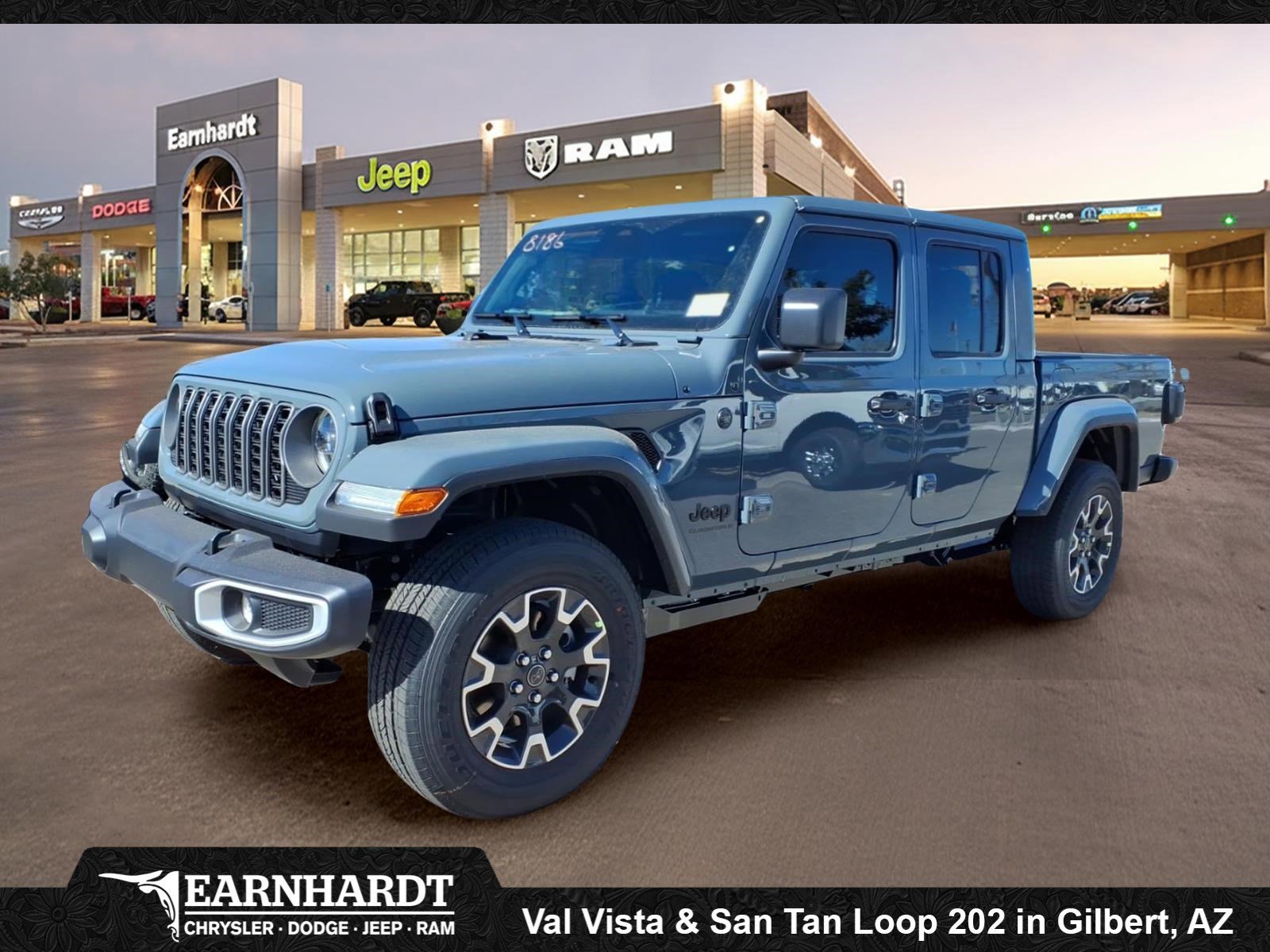 2026 Jeep Gladiator Sahara Auto's photo