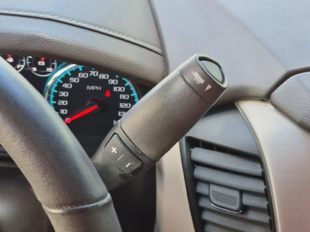 Used 2018 White GMC Denali image 21