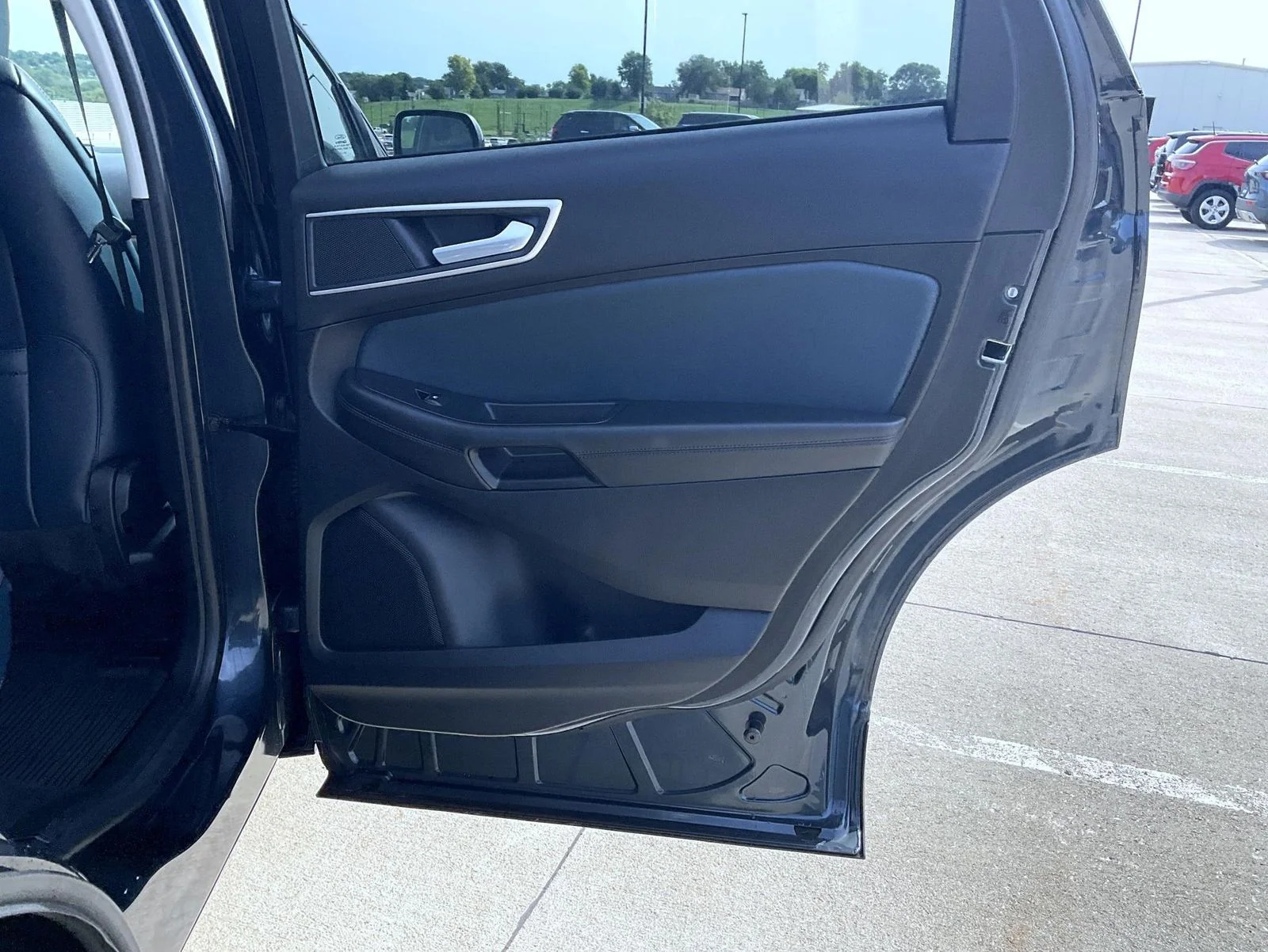 Used 2024 Blue Ford SEL image 21