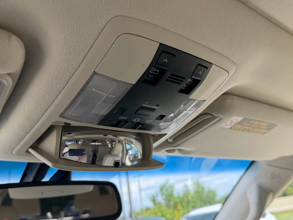 Used 2019 Starfire Pearl Lexus Premium image 26
