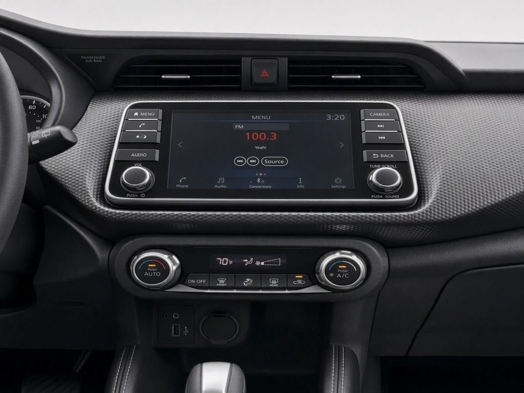 Used 2018 Silver Nissan SV image 31