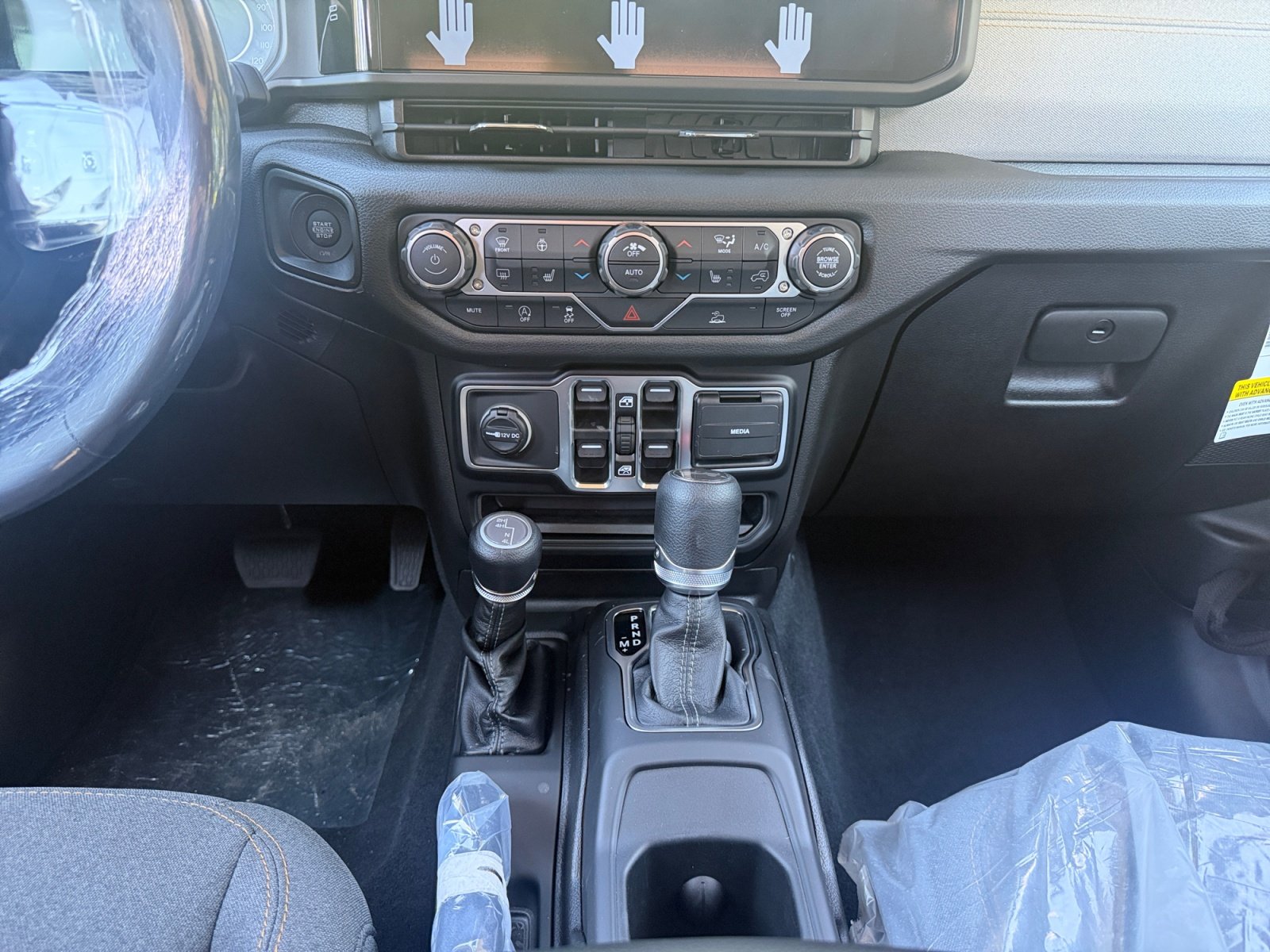 New 2026 Granite Crystal Metallic Clear-Coat Exterior Paint Jeep Sport S 4 Door 4x4 image 12