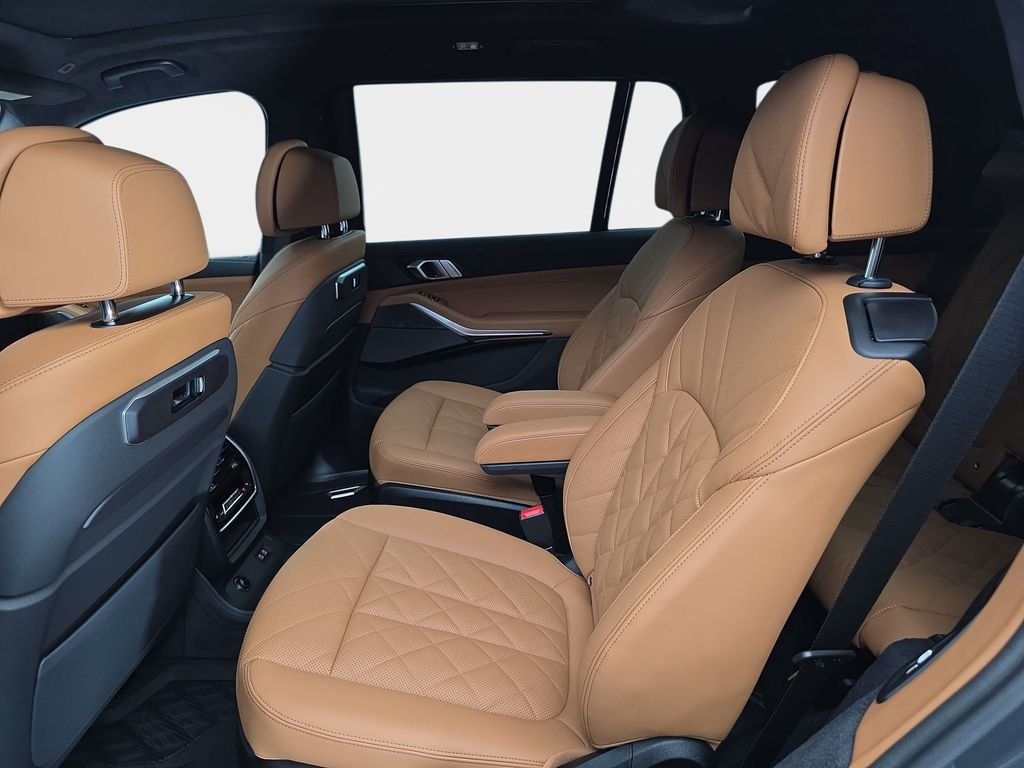 New 2027 Dravit Grey Metallic BMW xDrive40i image 15