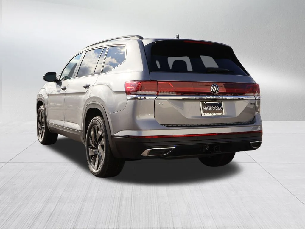 New 2026 Silver Volkswagen 2.0T SE w/Technology image 20