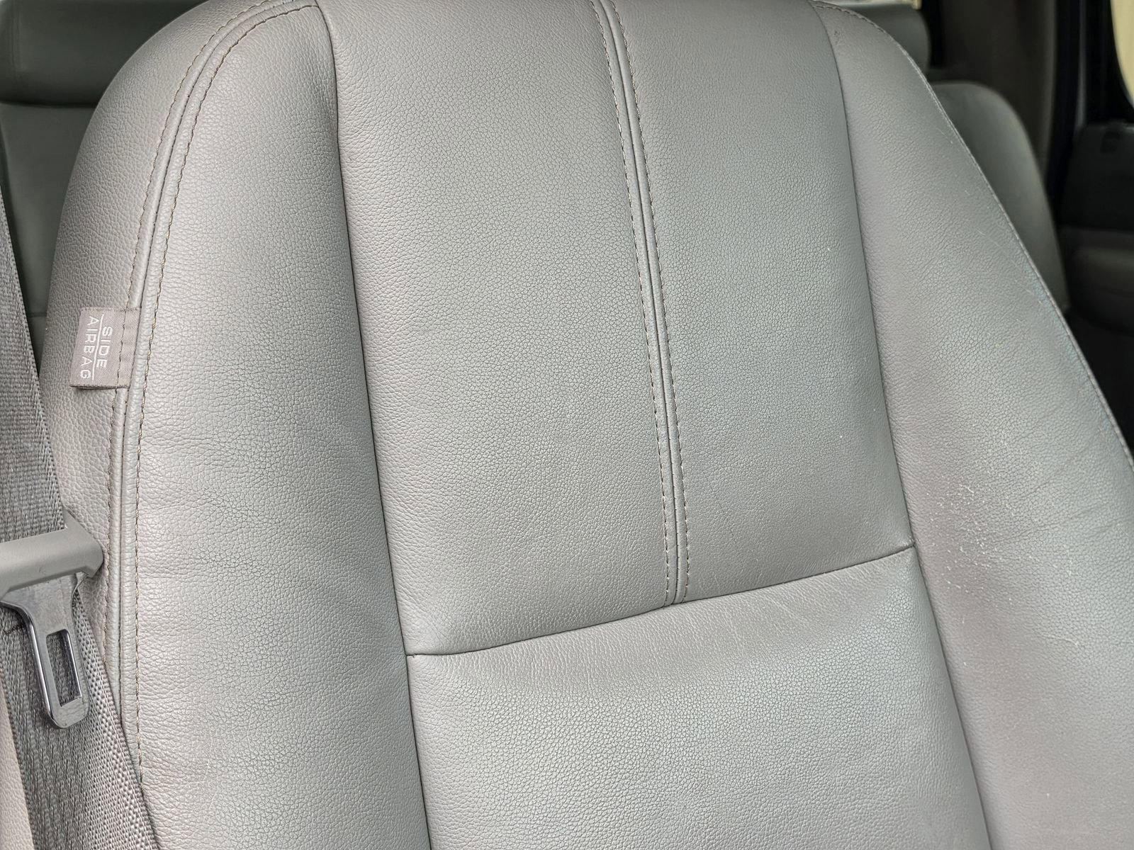Used 2013 SILVER ICE METALLIC Chevrolet LT image 19