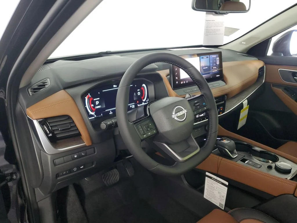 New 2026 Black Nissan Platinum image 11