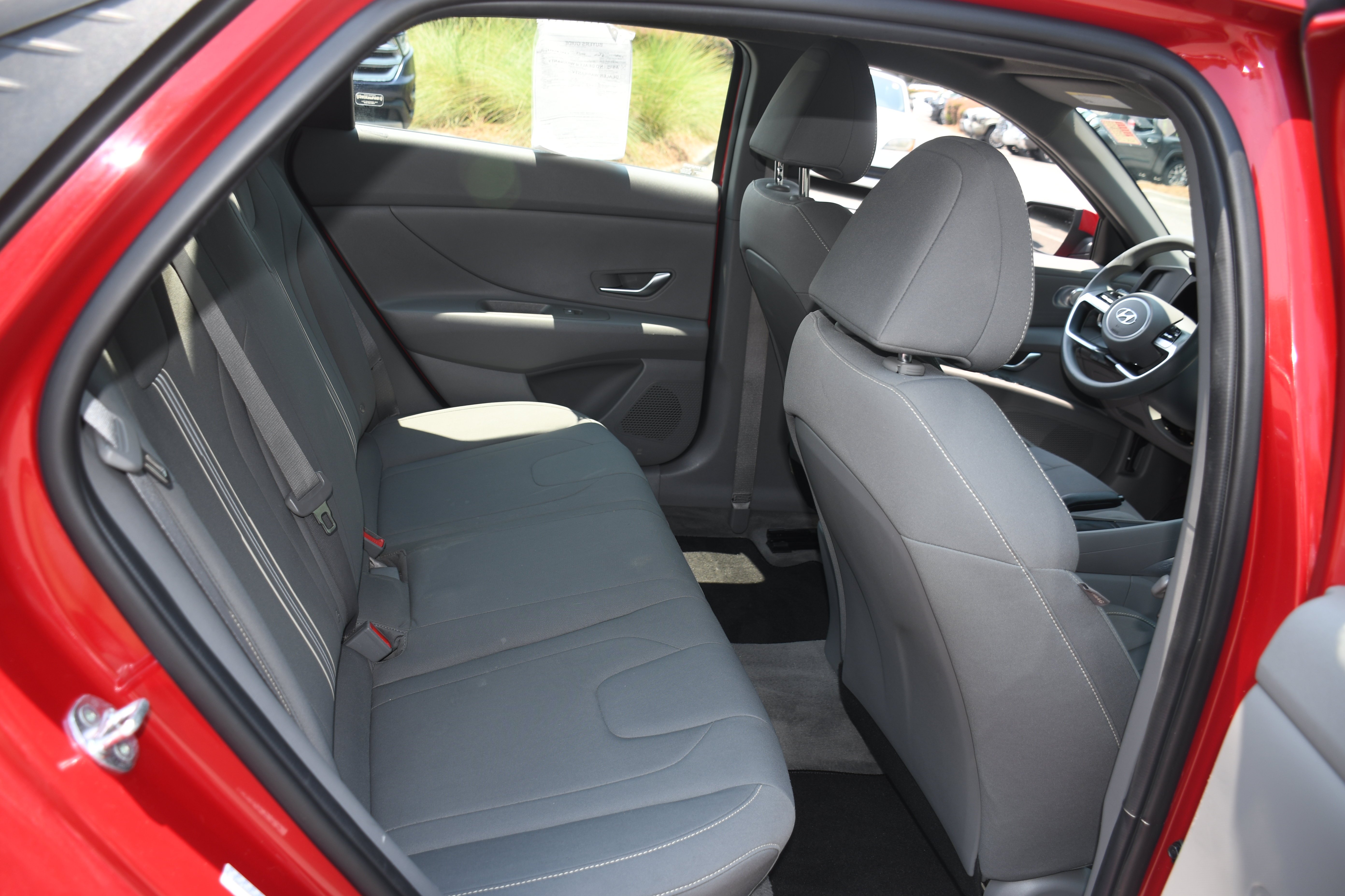 Used 2022 Red Hyundai SEL image 17