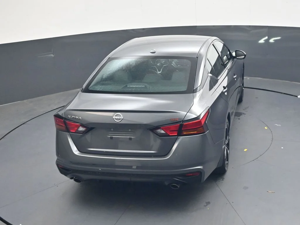 Used 2025 Gray Nissan 2.5 SR image 33