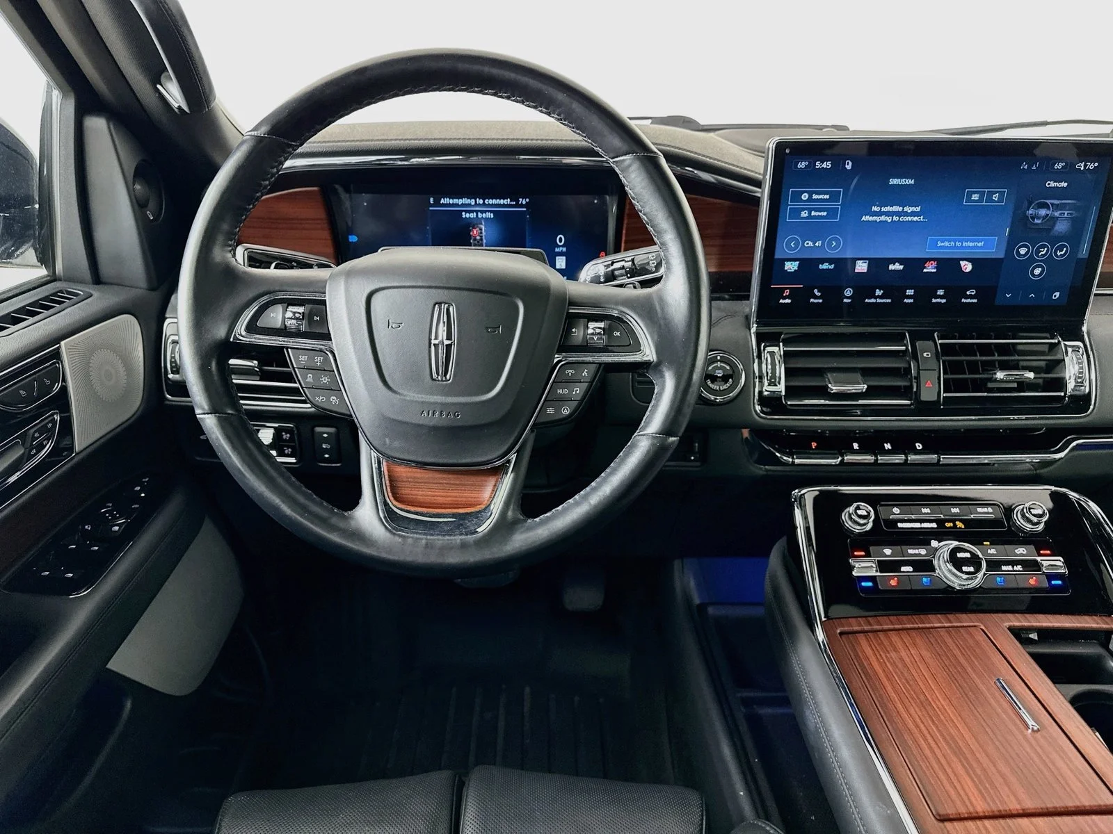 Used 2023 Gray Lincoln  image 16