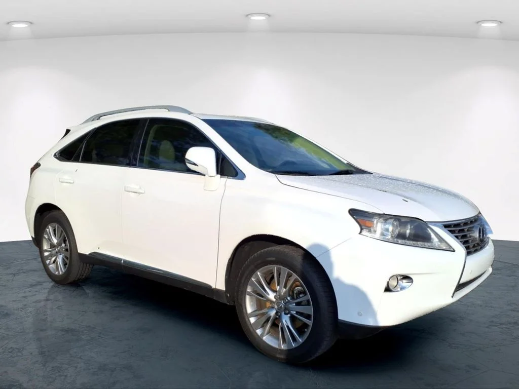 Used 2013  Lexus 350 image 12