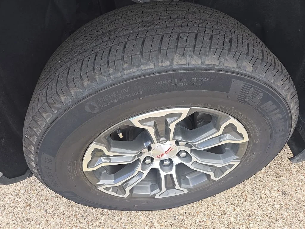 1GTUUDED9TZ135065
