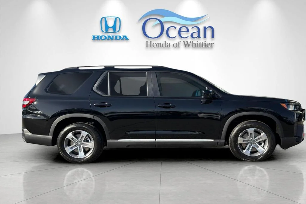New 2026 Crystal Black Pearl Honda EX-L image 3