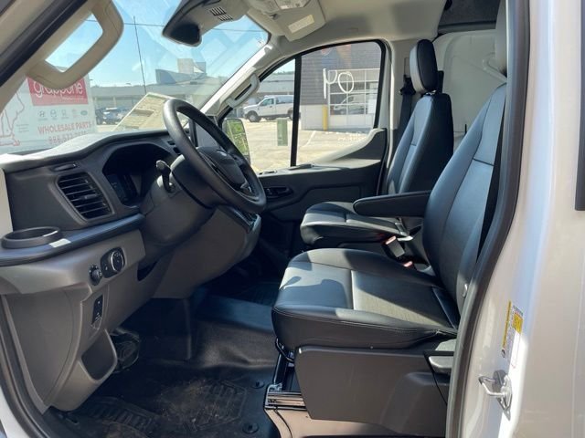 New 2026 Oxford White Ford Cargo Van image 11