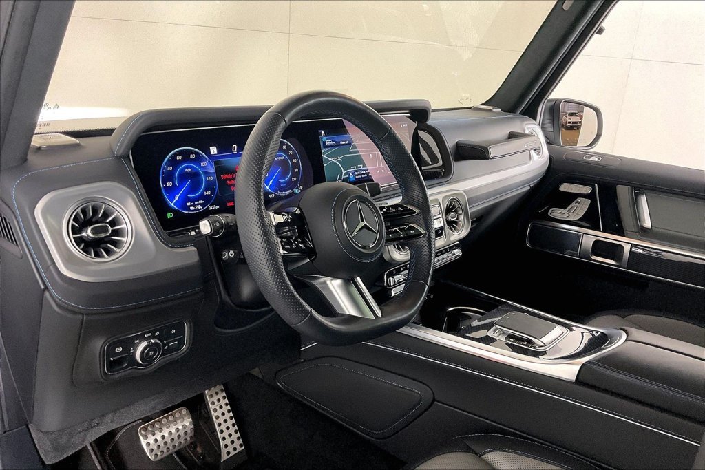 2025 Mercedes-Benz G-Class G580 - Photo 11