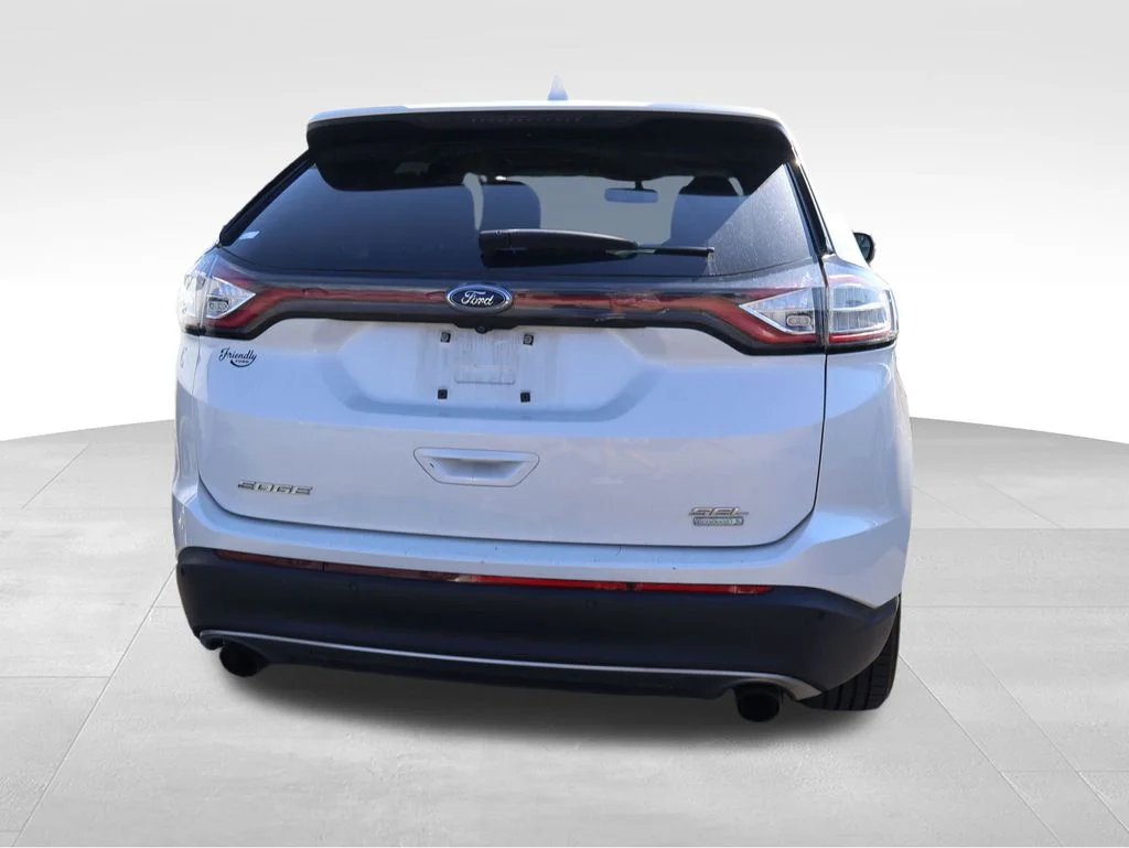 Used 2015 White Platinum Clearcoat Metallic Ford SEL image 21