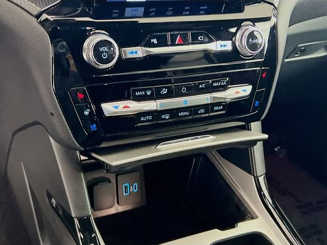 2022 Ford Explorer ST - Photo 13